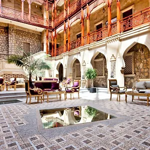 Shah Palace Luxury Museum מלון